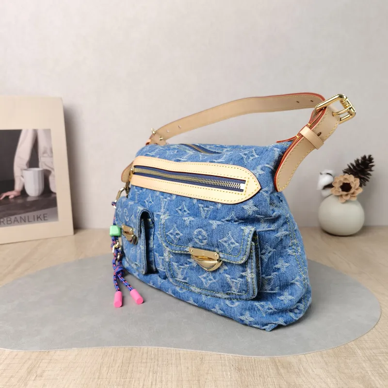 Louis Vuitton Shoulder Bag Baggy hobo Shoulder Bag Blue One Size 30 × 13 × 22 cm — cover view 4 of 6