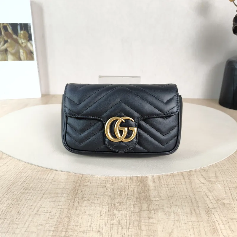 GUCCI Crossbody Bag GG Marmont Mini Marmont Mini Black Calfskinmini16.5 × 4.5 × 9.5 cm