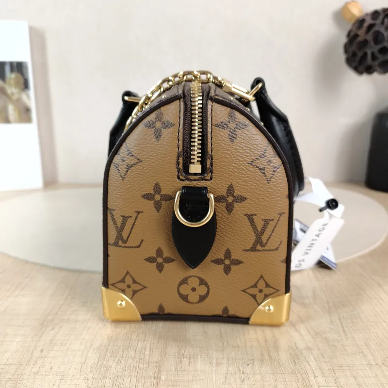 Louis Vuitton Crossbody Bag Speedy Trunk 20 Monogram PVC Small 20.5 × 11 × 13.5 cm — detail view 10 of 12
