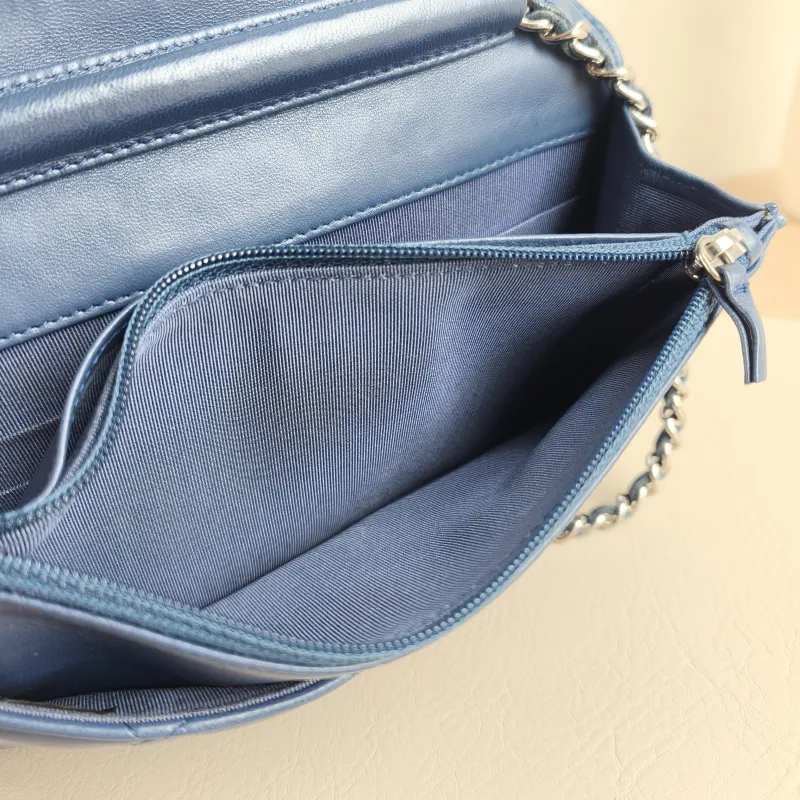 Chanel Crossbody Bag Classic Flap WOC CF WOCWOC Bag Navy Lambskin One Size 19.2 × 3.5 × 12.3 cm 23 — detail view 6 of 14