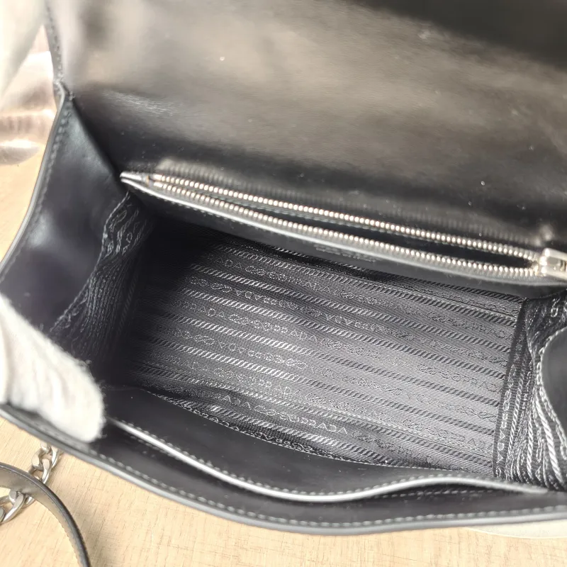 PRADA Shoulder Bag Shoulder Bag Black Calfskin One Size 24 × 12 × 17 cm — detail view 6 of 16