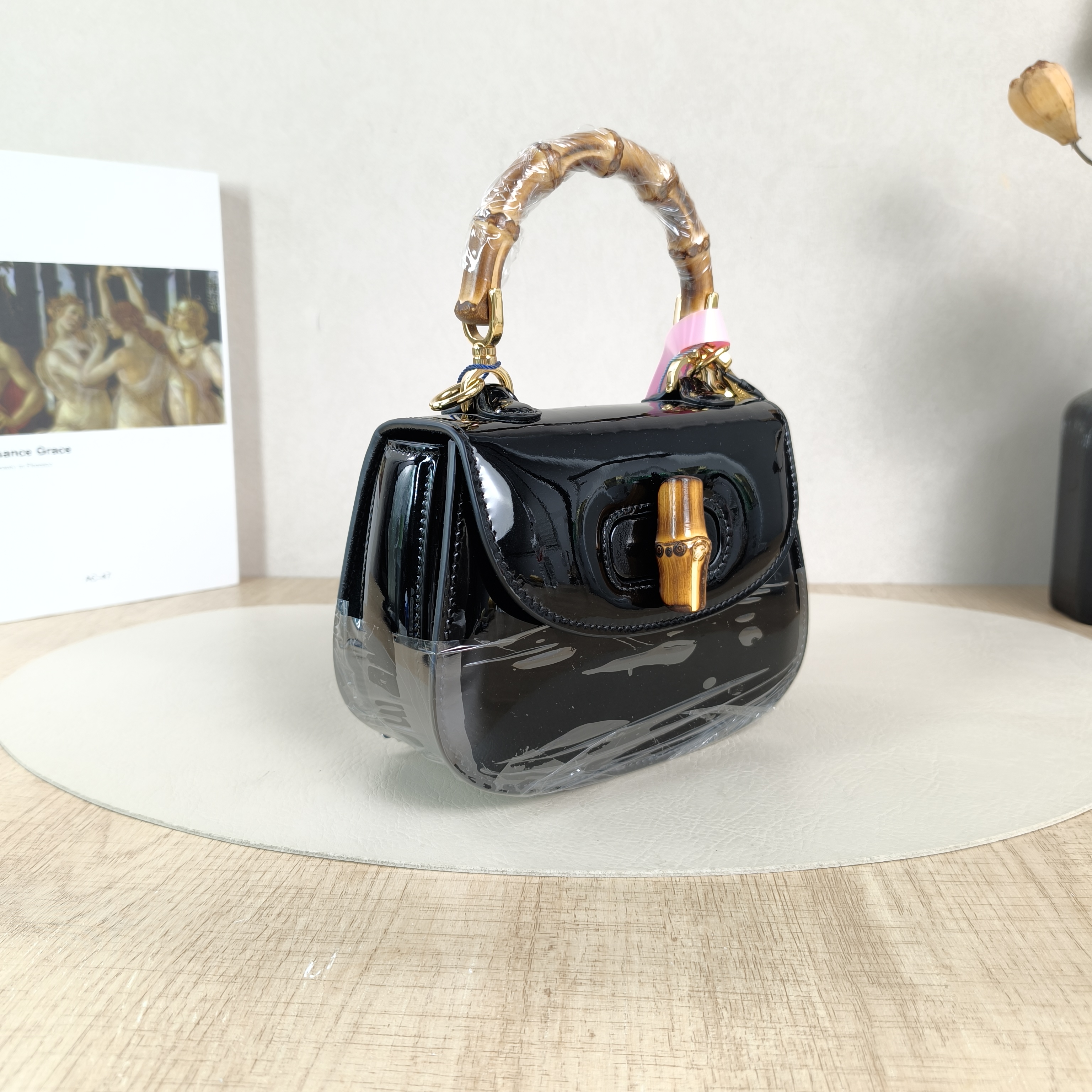 GUCCI Crossbody Bagbamboo 1947 jumbo Crossbody Bag Black Patent Leathermini17 × 7.5 × 12 cm — cover view 5 of 6