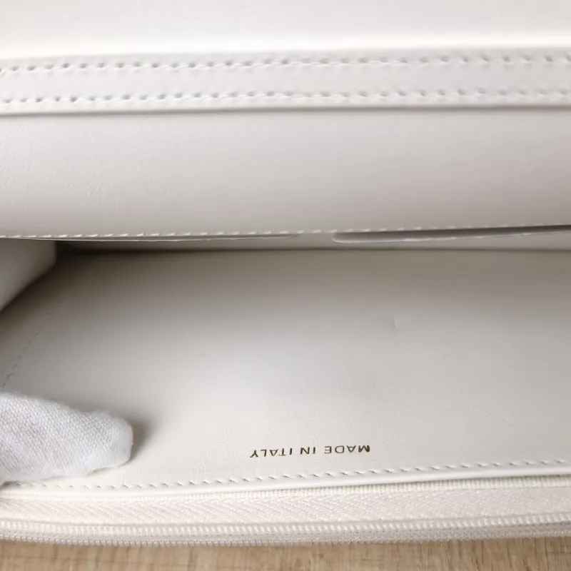 Chanel Crossbody Bag Classic Flap WOC CF WOCWOC Bag White Grained Calfskin 19.2 × 3.5 × 12.3 cm — detail view 6 of 11