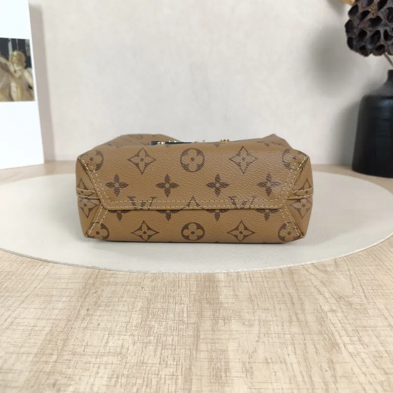 Louis Vuitton Top Handle Bag ATLANTIS Monogram PVCBB17 × 7 × 17 cm — cover view 4 of 5