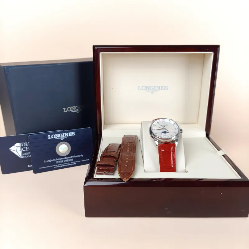 LONGINES Watch Collection Watch One Size 34 — cover view 8 of 13