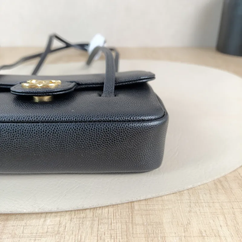 Chanel Crossbody Bag preppy coco Black Grained Calfskin Mini 17 × 5 × 11.5 cm — detail view 5 of 13