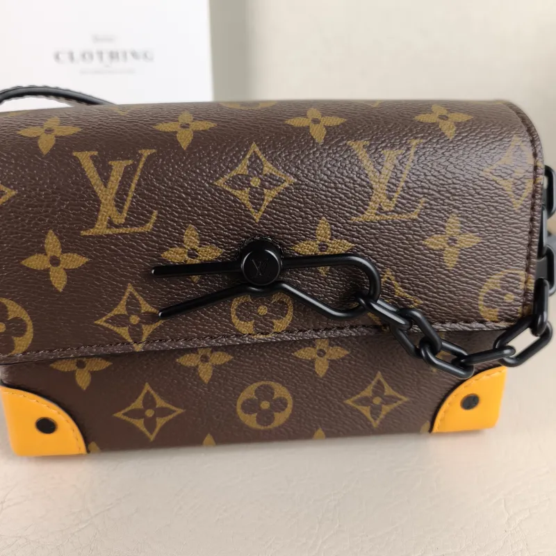Louis Vuitton Crossbody Bag Steamer Box Yellow · Black · Monogram PVC · Calfskin Mini 18 × 6.5 × 11 cm — detail view 9 of 11