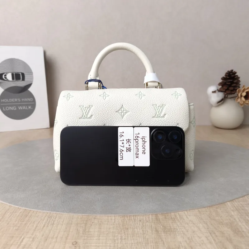 Louis Vuitton Crossbody Bag MADELEINE White · Green Calfskinnano21 × 6 × 12.5 cm — cover view 4 of 6