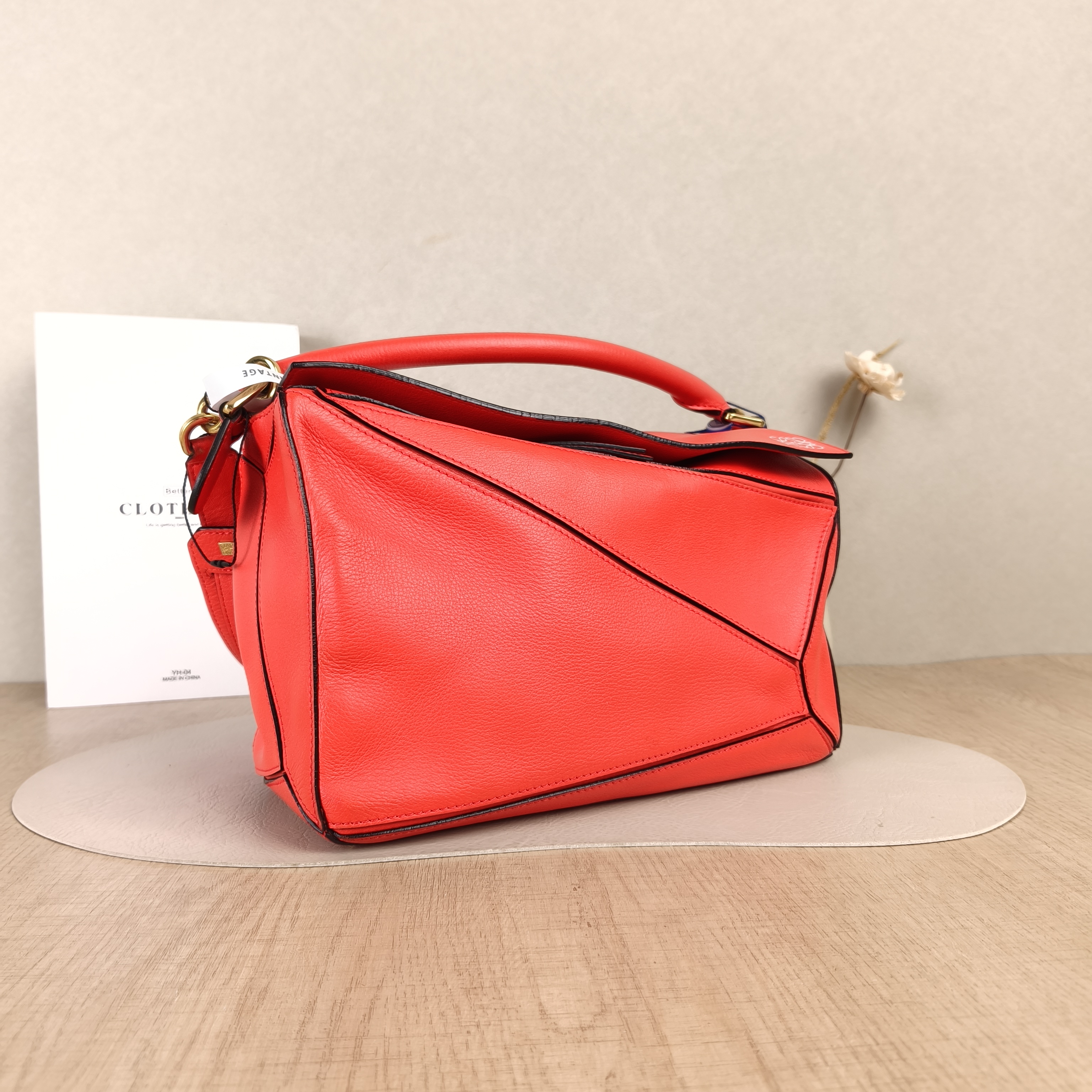 LOEWE Crossbody Bag Puzzle Red Calfskin Medium29 × 14 × 19.5 cm — cover view 2 of 5