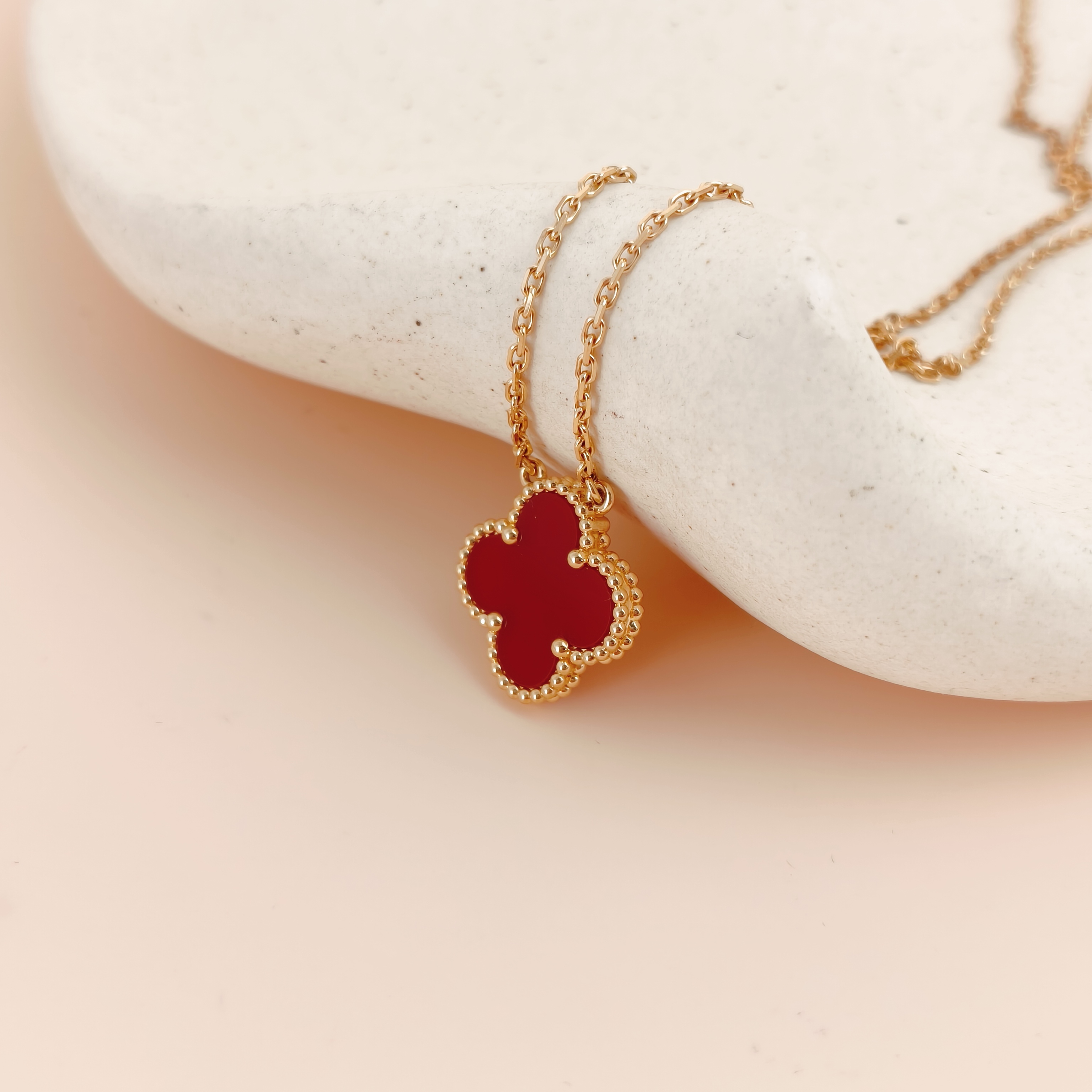 Van Cleef & Arpels Necklace Alhambra Alhambra Collection Necklace 18KY ellow Gold Vintage Small1.5 × 1.5 × 40 cm — cover view 2 of 9