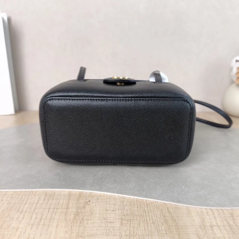Chanel Shoulder Bag 26s preppy Shoulder Bag Black Grained Calfskin One Size 17 × 8 × 9.5 cm — cover view 3 of 6