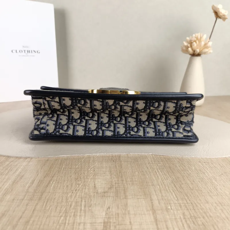 DIOR Crossbody Bag 30Montaigne 30 Edition Canvas Medium 25 × 9 × 16.5 cm — cover view 4 of 5