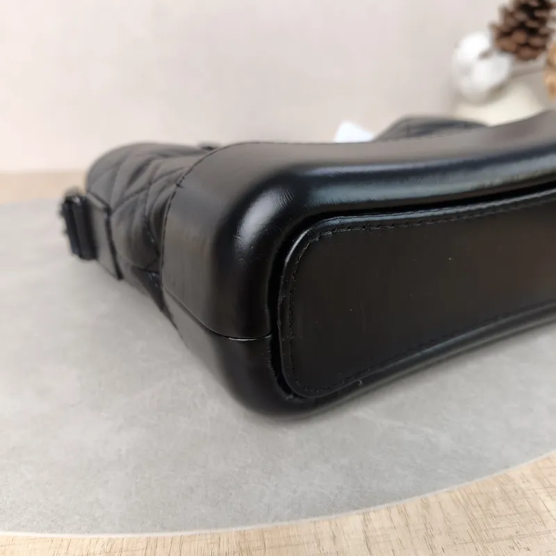 Chanel Crossbody Bag Gabrielle Gabrielle Bagsoblack Black Calfskin Small20 × 8 × 15 cm — detail view 11 of 13