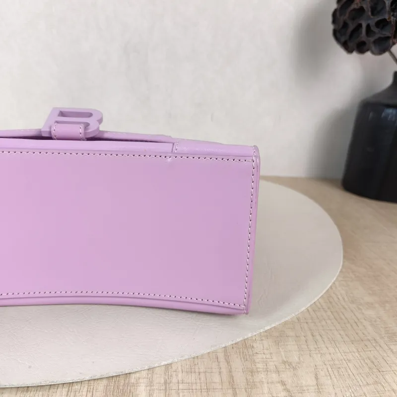 BALENCIAGA Crossbody Bag Hourglass Hourglass Bag Calfskin Small 23 × 10 × 14 cm — detail view 3 of 14