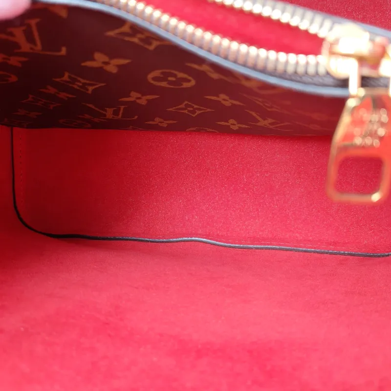 Louis Vuitton Shoulder Bag NÉONOÉ Bucket Bag PVC Medium 26 × 17.5 × 26 cm — detail view 5 of 9