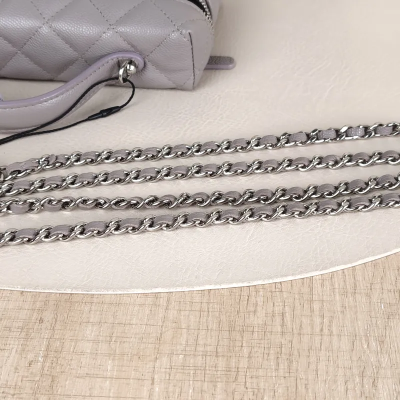 Chanel Crossbody Bag lp Box Bag Top Handle Crossbody Bag Grey Grained Calfskin One Size 19.5 × 5 × 17 cm — detail view 7 of 12