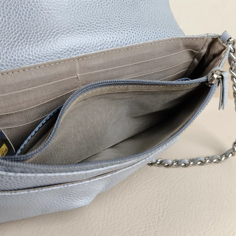 Chanel Crossbody Bag Crossbody Bag Blue Calfskin 24 × 6 × 14 cm 18 — detail view 2 of 11