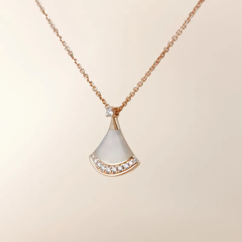 Bvlgari Necklace DIVAS’ DREAM Collection Pearl Pavé Diamond Rose Gold 18KR ose Gold Diamond Small 43cm — cover view 5 of 11