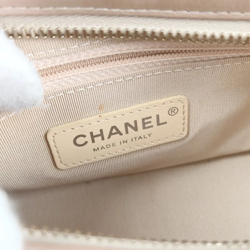 Chanel Crossbody Bag Gabrielle Gabrielle Bag Calfskin Small 20 × 8 × 15 cm 27 — detail view 10 of 14