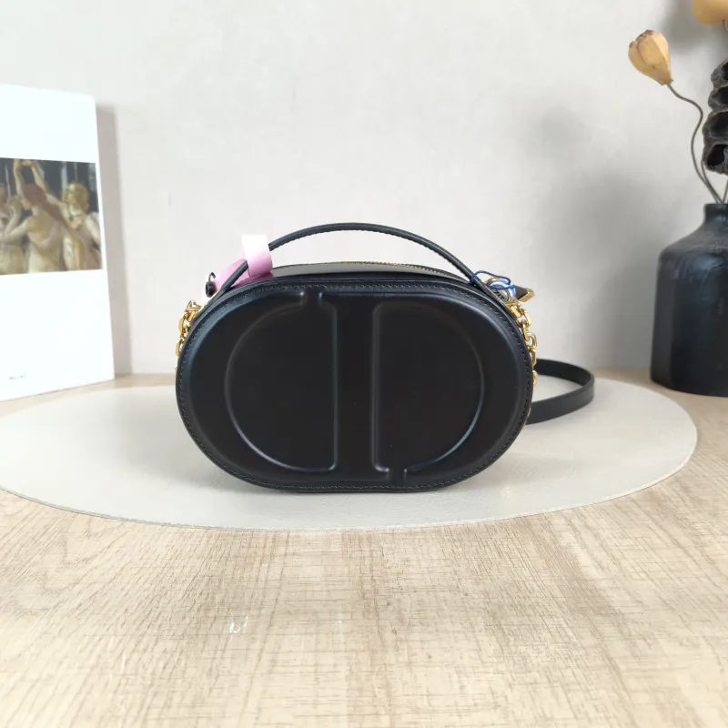 DIOR Shoulder Bag CD Signature Camera Bag Black Calfskin One Size18 × 6.5 × 11 cm — cover view 3 of 5