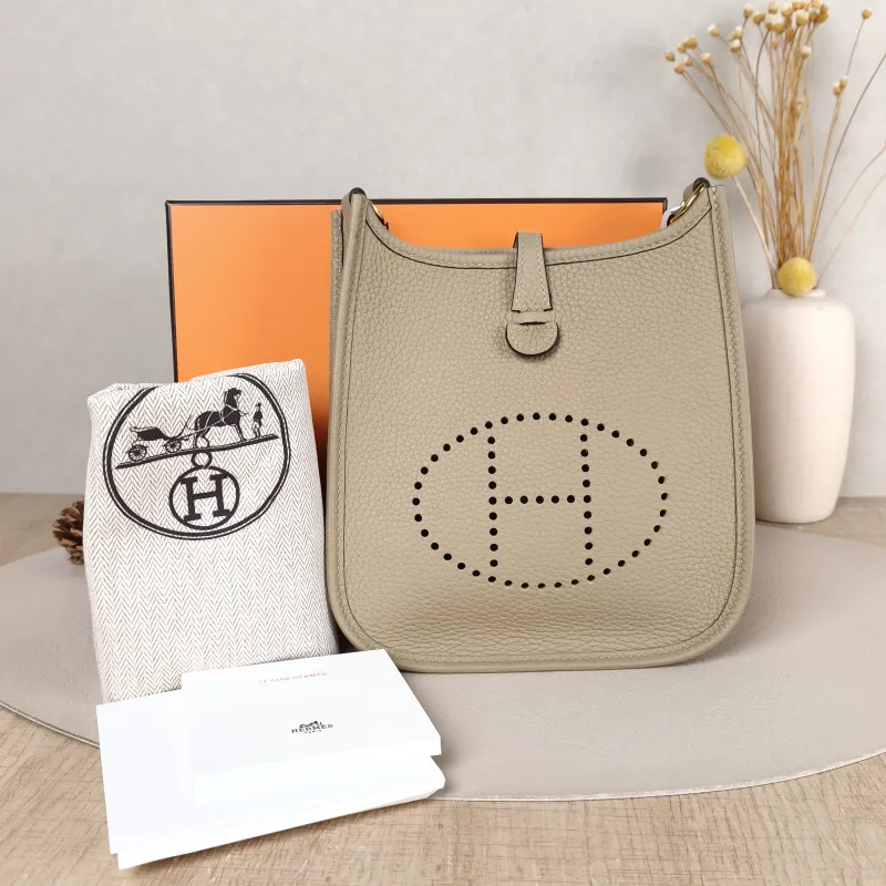 Hermès Crossbody Bag Evelyne Mini 16 Mini 16 S2 TC Calfskin Mini 17 × 5.5 × 18 cm K — cover view 6 of 6