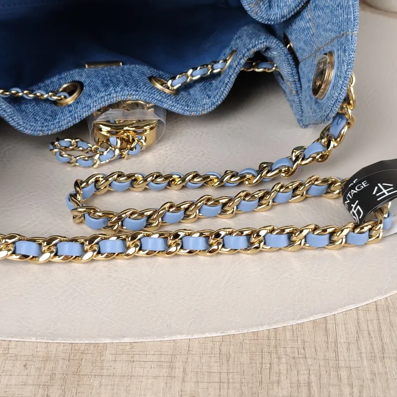 Chanel Crossbody Bag 25Bag Blue Mini 22 × 12.5 × 20 cm — detail view 8 of 12