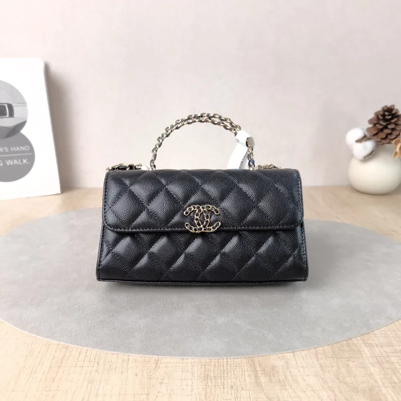 Chanel Crossbody Bag kelly Black Grained Calfskin One Size18 × 4.5 × 10 cm
