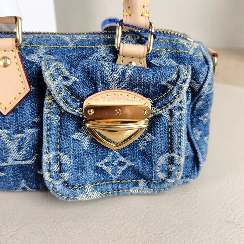 Louis Vuitton Crossbody Bag Speedy Nano Blue Edition nano 16 × 7.5 × 10 cm — detail view 5 of 10