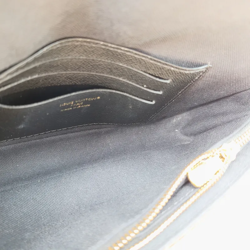 Louis Vuitton Crossbody Bag IVY Monogram PVC Small23.5 × 4.3 × 12 cm — detail view 6 of 13