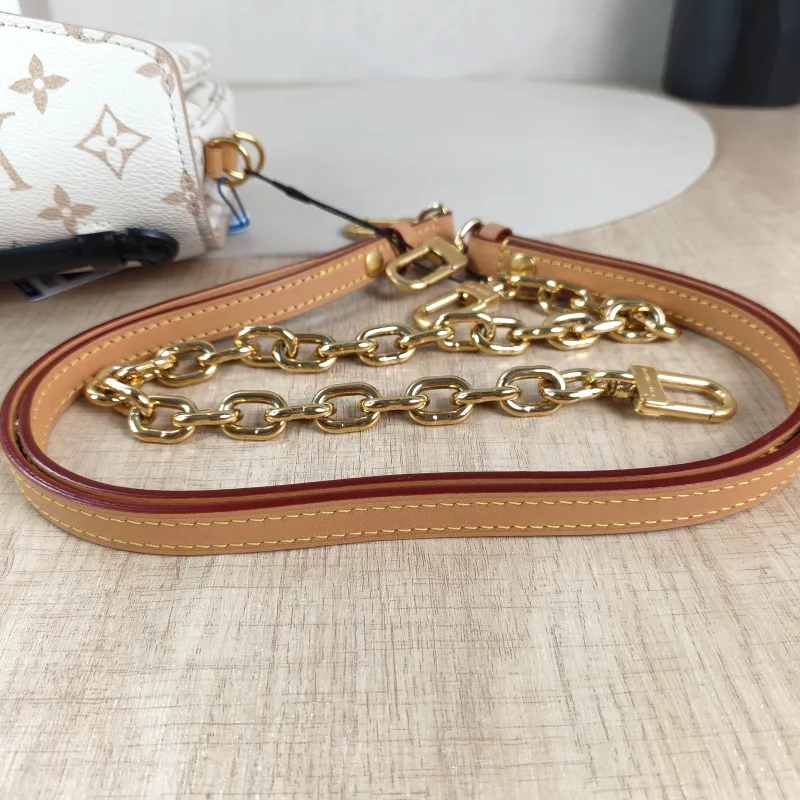 Louis Vuitton Crossbody Bag Pochette Métis East West PVC Small 21.5 × 6 × 13.5 cm — detail view 5 of 14