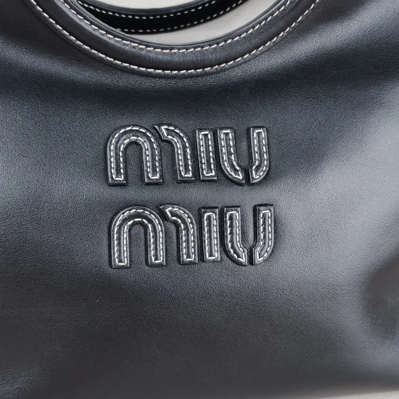 Miumiu Shoulder Bag IVY Tote Shopping Tote Black CC alfskin Small22 × 12 × 23.5 cm — detail view 4 of 12