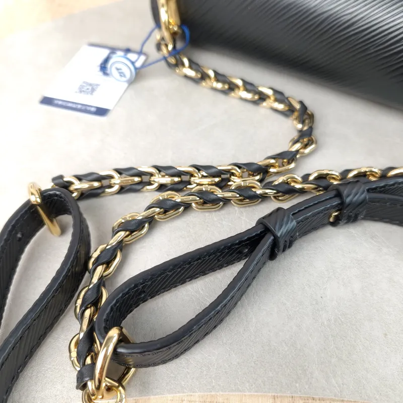 Louis Vuitton Crossbody Bag Twist Black Epi Embossed Calfskin Medium 23 × 9.5 × 17 cm — detail view 6 of 15