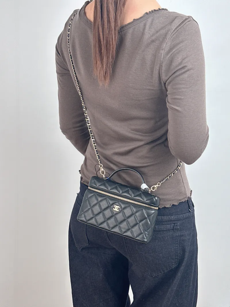 Chanel Crossbody Bag lp Box Bag Top Handle Crossbody Bag Black Grained Calfskin One Size 19.5 × 5 × 17 cm — on-model view 3 of 3