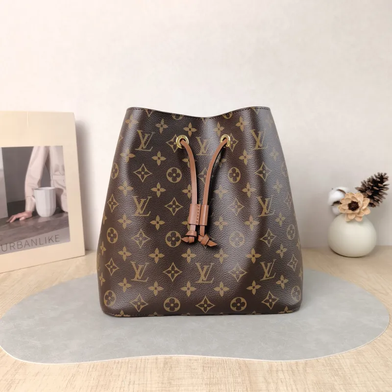 Louis Vuitton Shoulder Bag NÉONOÉ Bucket Bag Caramel PVC Medium 26 × 17.5 × 26 cm