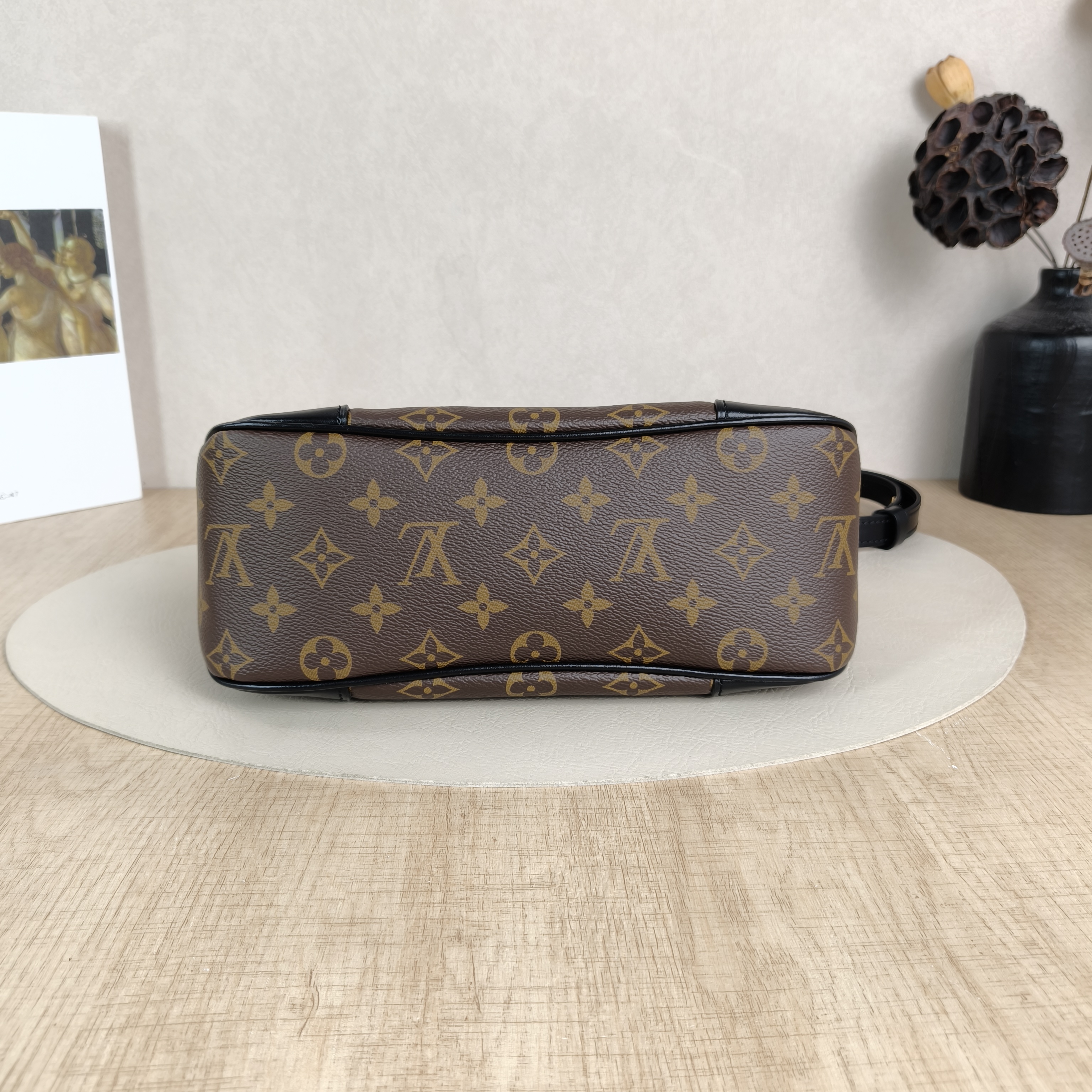 Louis Vuitton Crossbody Bag Boulogne PVC Small26 × 9.5 × 16 cm — cover view 3 of 6
