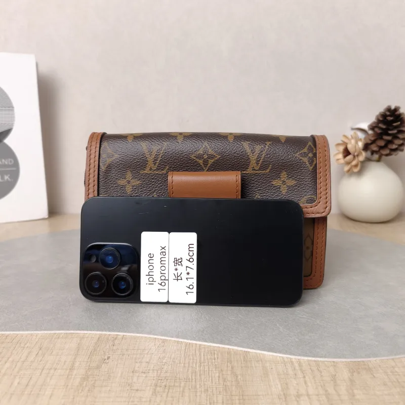 Louis Vuitton Crossbody Bag Dauphine Woc Woc Monogram PVC Mini 18.5 × 5 × 12 cm — cover view 2 of 6