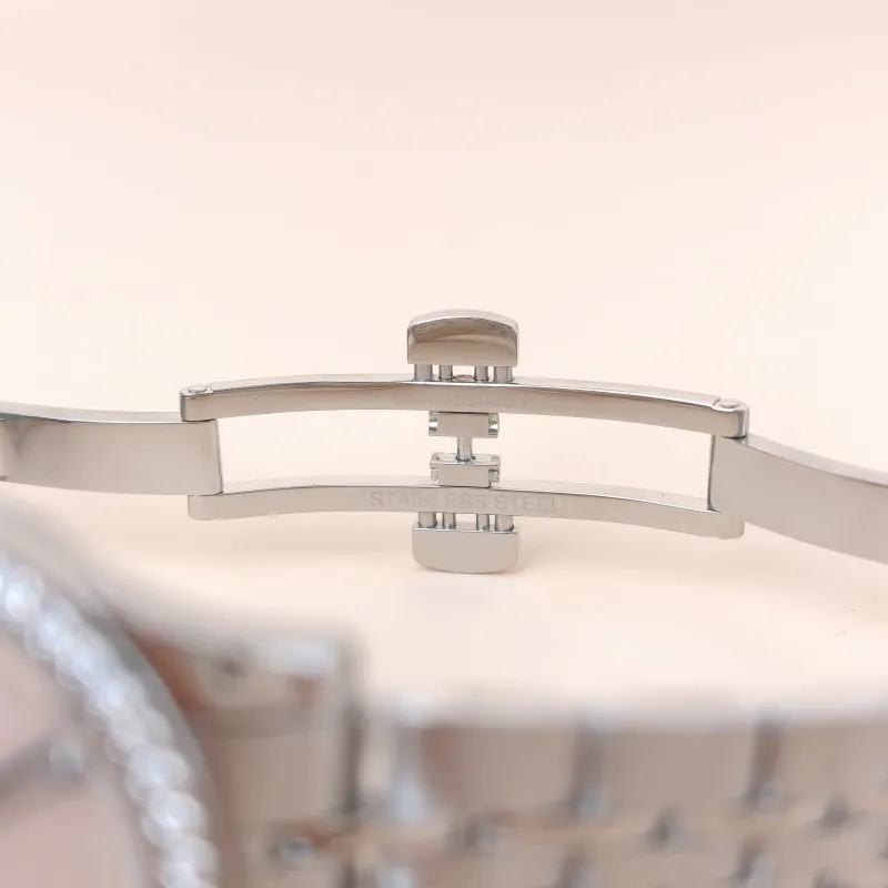 LONGINES Watch Collection Watch Diamond 30mm — cover view 10 of 12