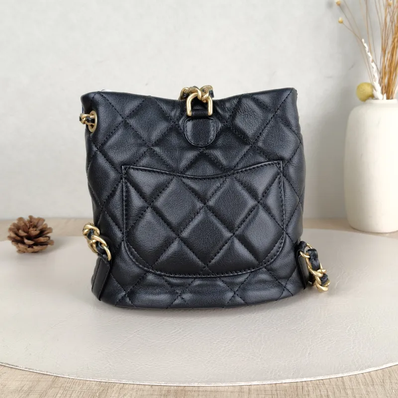 Chanel Backpack Backpack Black Lambskin One Size17 × 12 × 16 cm — cover view 4 of 5