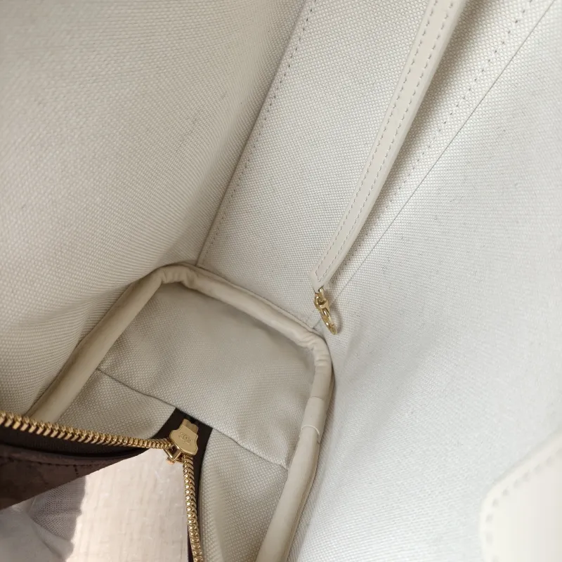 Chanel Shoulder Bag Bowling Bag Brown Suede Medium 30 × 9 × 17 cm — detail view 12 of 13