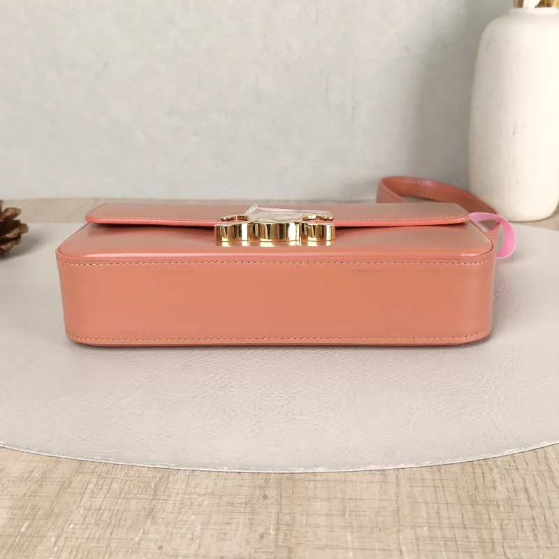 CELINE Shoulder Bag CLAUDE Shoulder Strap Edition Red Calfskin Medium 20.5 × 4 × 11.5 cm — cover view 3 of 5
