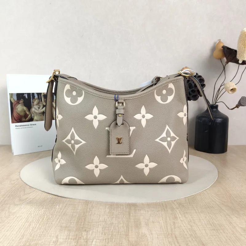 Louis Vuitton Crossbody Bag Carryall Calfskin Small 29.5 × 12 × 24 cm