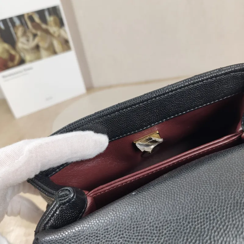 Chanel Top Handle Bag Coco Handle​Black Grained Calfskinmini19 × 9 × 13 cm — detail view 1 of 14