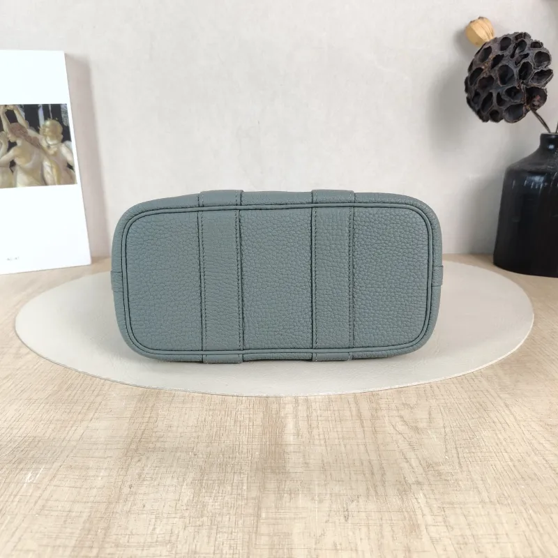 Hermès Top Handle Bag Neo Garden 23 Mini 63 Negonda Calfskin Mini 23 × 10 × 16 cm k — cover view 5 of 5