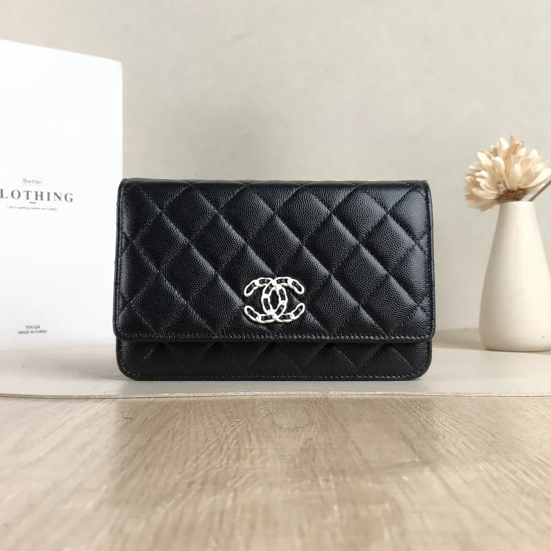 Chanel Crossbody Bag Edition cf woc Black Calfskin One Size19.2 × 3.5 × 12.3 cm