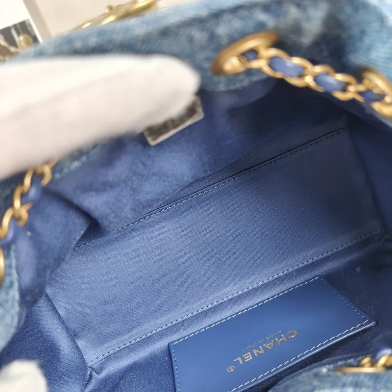 Chanel Crossbody Bag 25Bag Blue Mini 22 × 12.5 × 20 cm — detail view 4 of 11