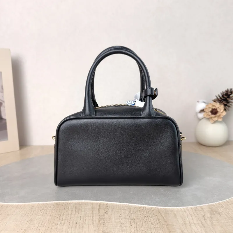 Chanel Shoulder Bag Bowling Bag Black Calfskin 20 × 8 × 12 cm — cover view 4 of 6