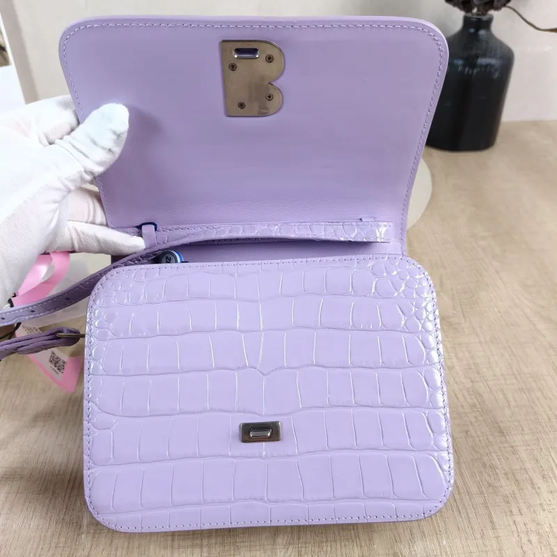 BALENCIAGA Crossbody Bag Crossbody Bag Calfskin One Size 18.5 × 6 × 15 cm — detail view 9 of 11