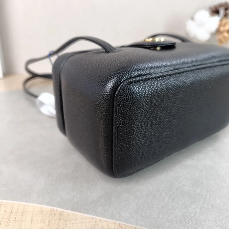 Chanel Shoulder Bag 26s preppy Shoulder Bag Black Grained Calfskin 17 × 8 × 9.5 cm — detail view 3 of 11