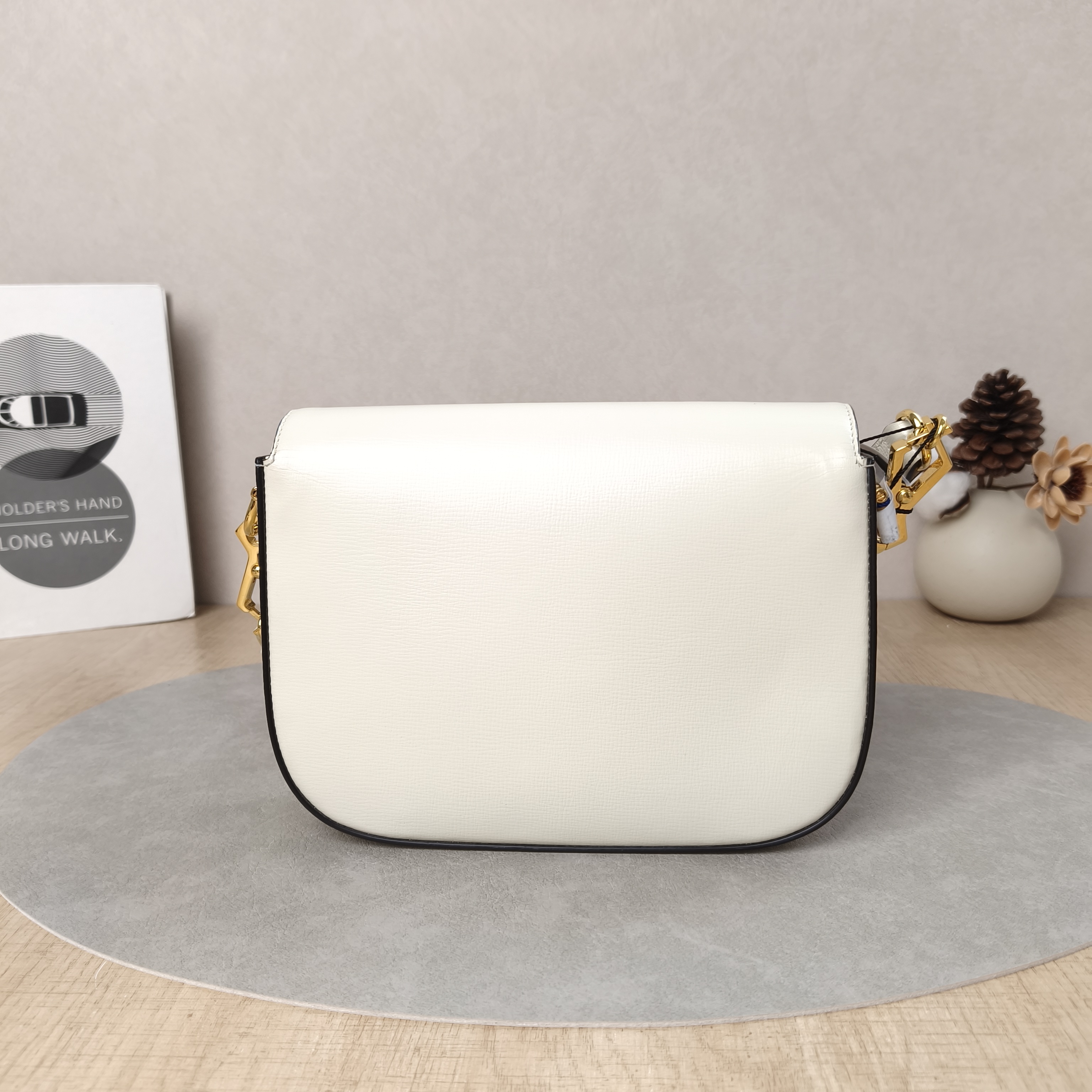 GUCCI Crossbody Bag Horsebit 1955 Horsebit Small White Calfskin Small20.5 × 5 × 14.5 cm — cover view 2 of 6