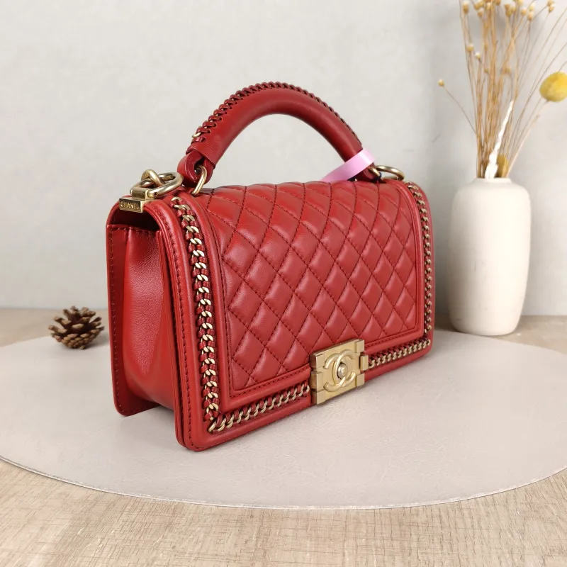 Chanel Crossbody Bag Le Boy​ Red Lambskin Medium 25 × 9 × 15 cm 24 — cover view 2 of 5